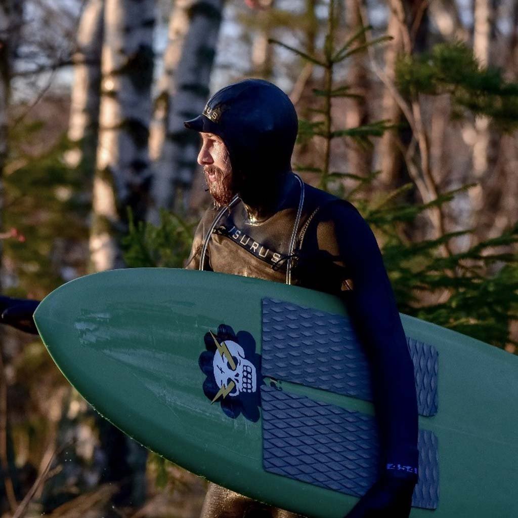 Nikita-Ti-Evade-4-3-Hooded-Surfing-Wetsuit-Yamamoto-Neoprene-Nikita-Skull